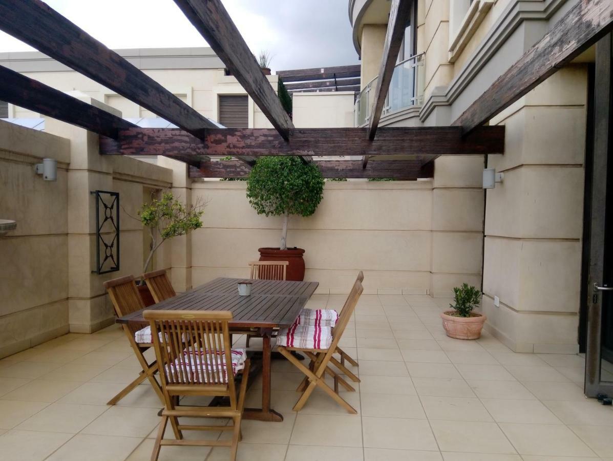 801 Michelangelo Towers Apartment โจฮันเนสเบิร์ก ภายนอก รูปภาพ